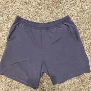 Lululemon Pacebreaker Shorts 7.5in